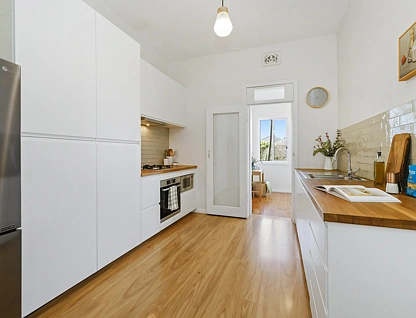 86 Croydon Avenue, Croydon Park, Inner West, 2房, 1浴, Apartment