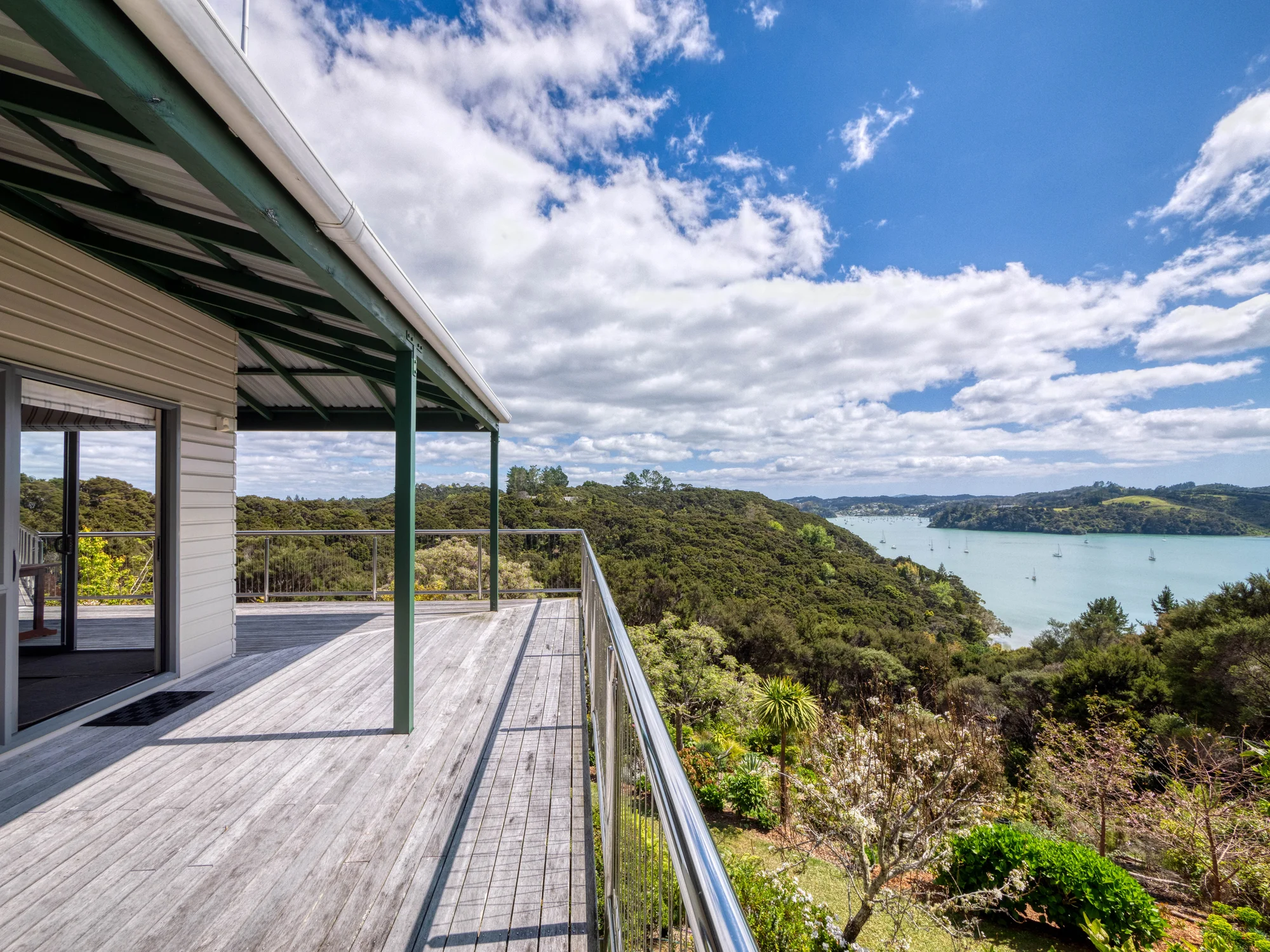 Russell 5غرفة نوم TE WAHAPU SANCTUARY: MOTIVATED OWNERS SAY SELL!
