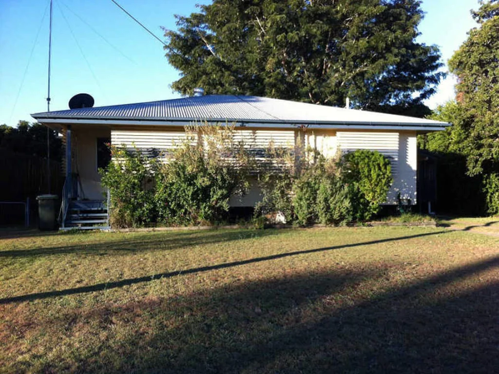 38 Stephenson Street, Moura, QLD 4718
