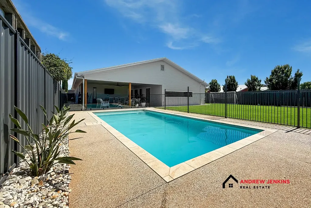 Barooga 4 Slaapkamer THE HAMPTONS DREAM HOME YOU’VE BEEN WAITING FOR