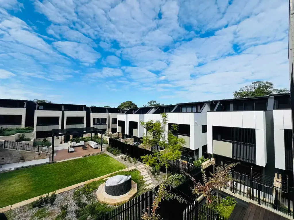 Roseville 4침실 Luxury Townhouse- Archwood Residences ready to move in