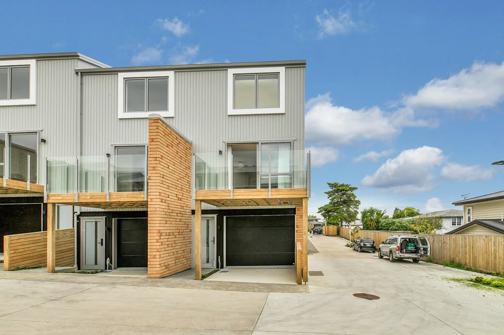 3 bedroom property in the centre of Mt Wellington