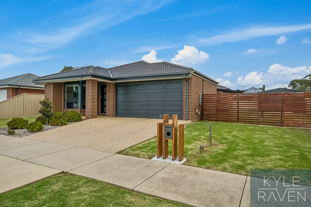 Wangaratta 3침실 MODERN LIVING WITH ROOM FOR THE CARAVAN
