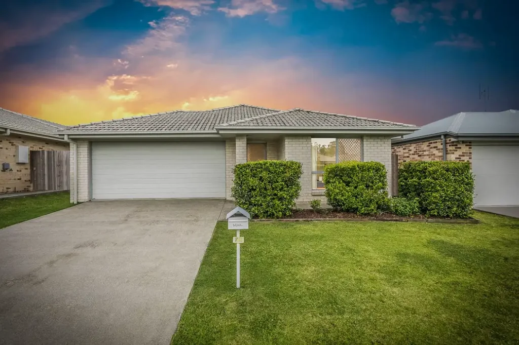 Modern Family Home in the Sought After Fig Tree Estate