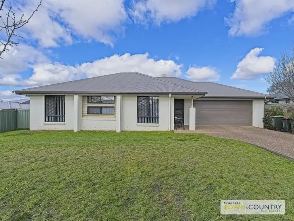 Armidale 4 Slaapkamer 17 Netherton Park Avenue