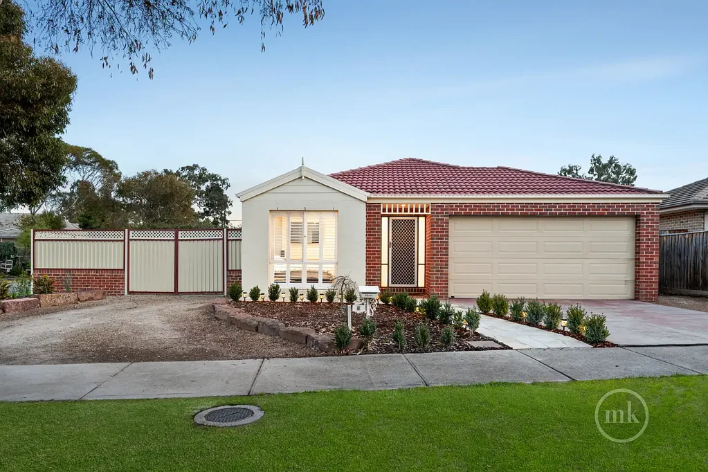 Doreen 4બેડરૂમ Quality, Comfortable Contemporary Living