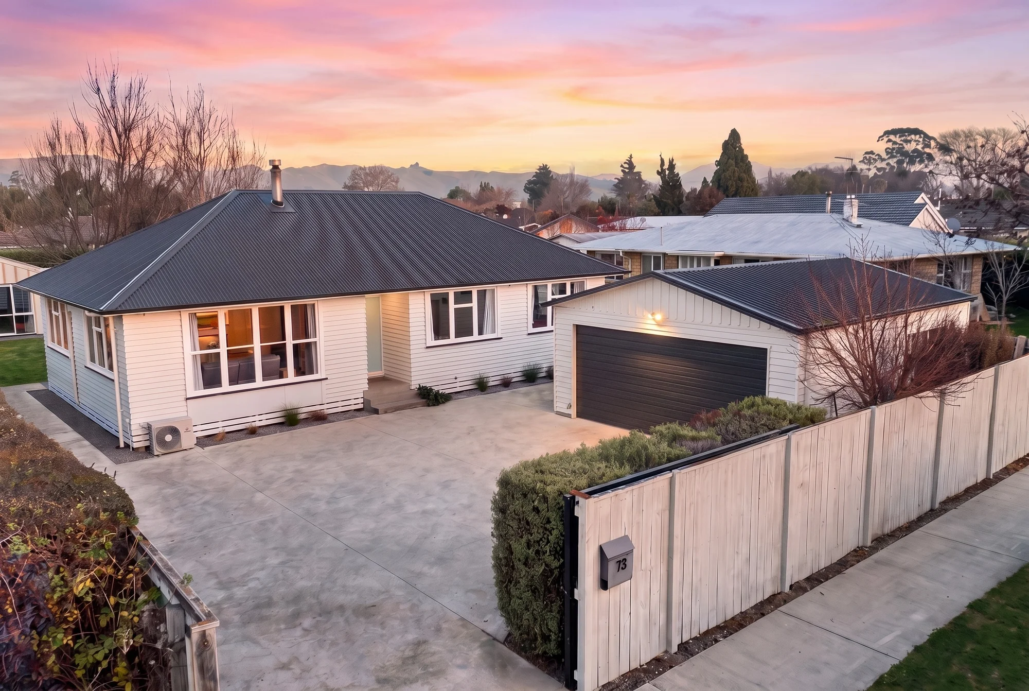 Blenheim Central 3 Slaapkamer Modern Comfort on Dillon Street