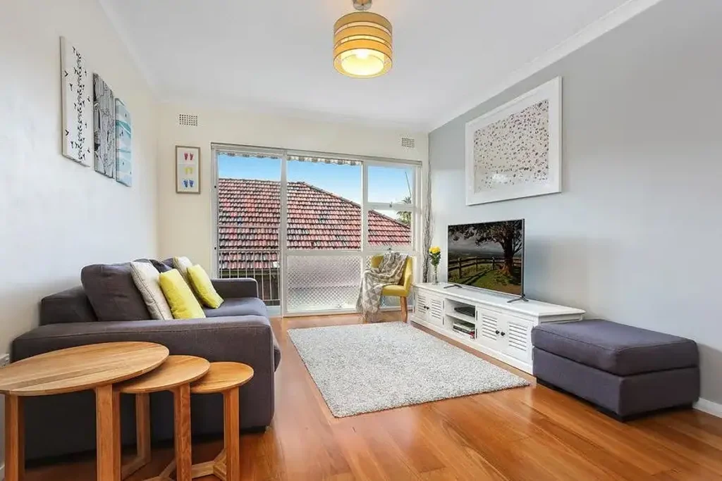 Light-Filled Two-Bedroom Apartment in Prime North Randwick Location