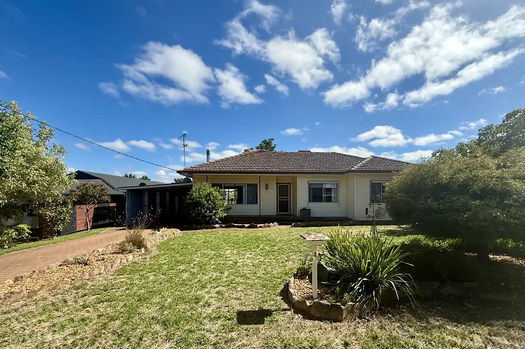 4 Bedroom Home in a Great Gulgong Location