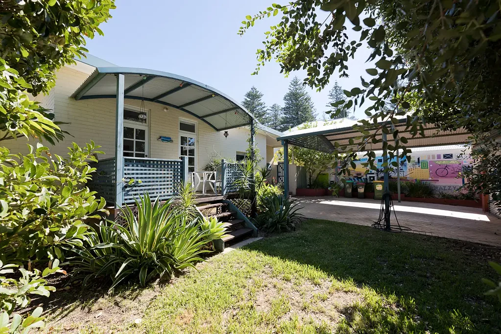 207 Curtin Avenue, Cottesloe, WA 6011