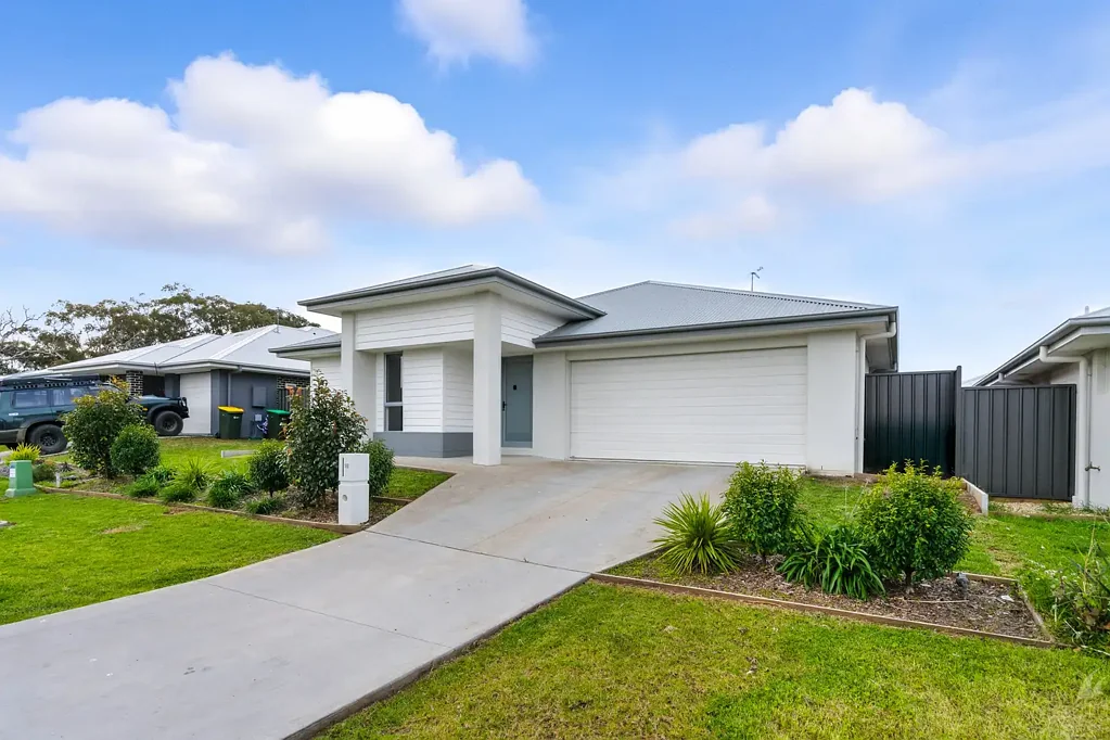 16 Oceania Street, Forster, NSW 2428