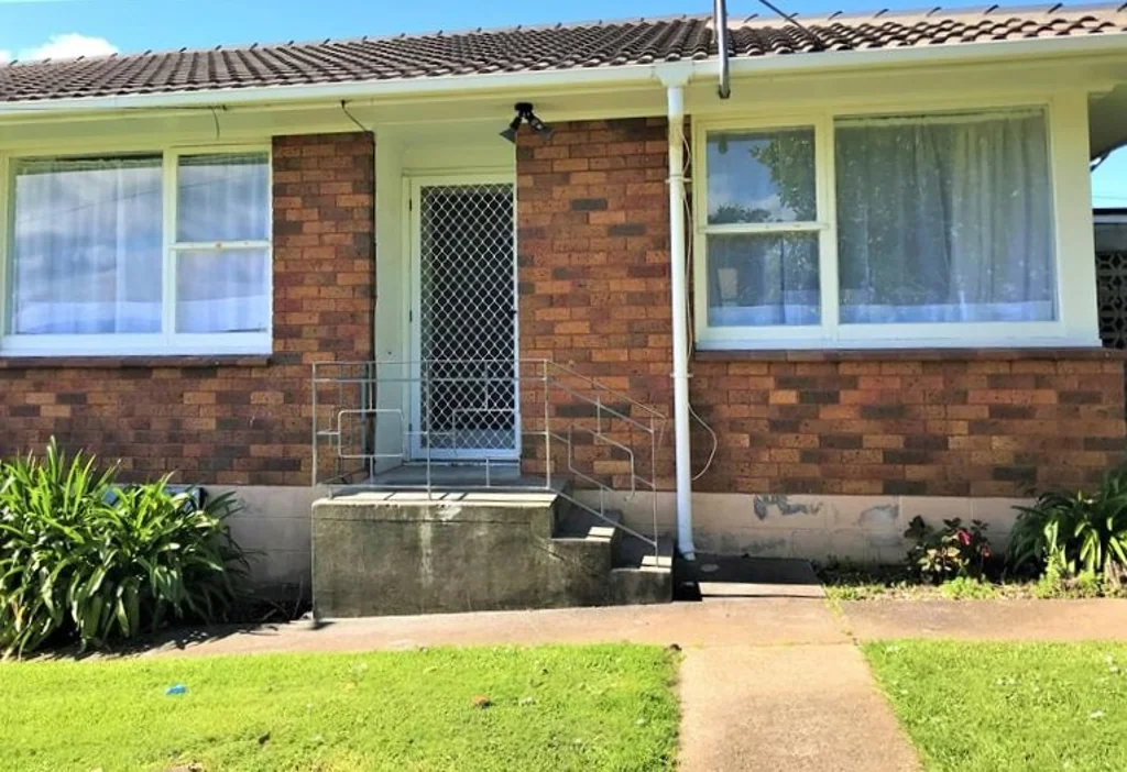 Spacious 2 Bedroom Unit