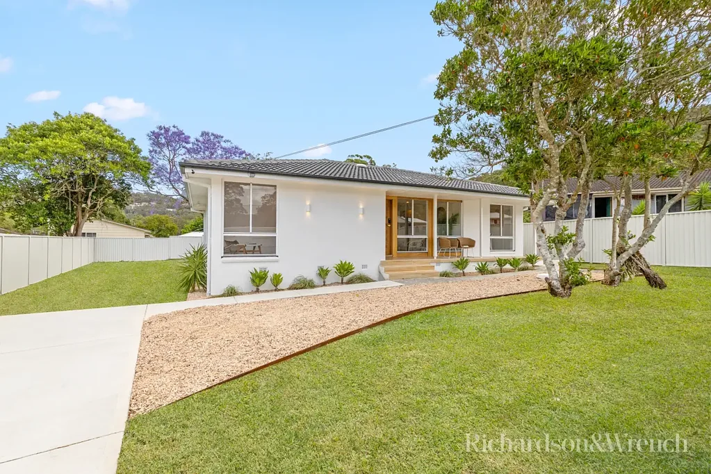 9 Nambucca Drive, Woy Woy, NSW 2256