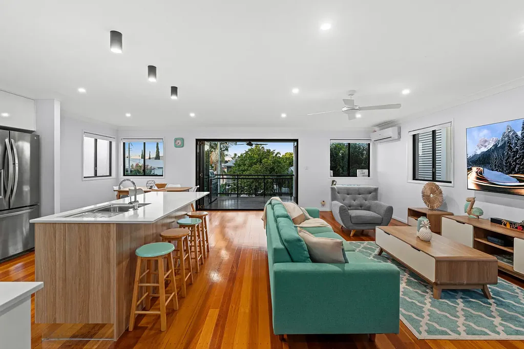 Manly 4房 海滨瑰宝 300米公园 6灶头Smeg厨房 游泳池空间 学区房 Manly Harbour近 Bayside Beauty - Only a short stroll to the waterfront