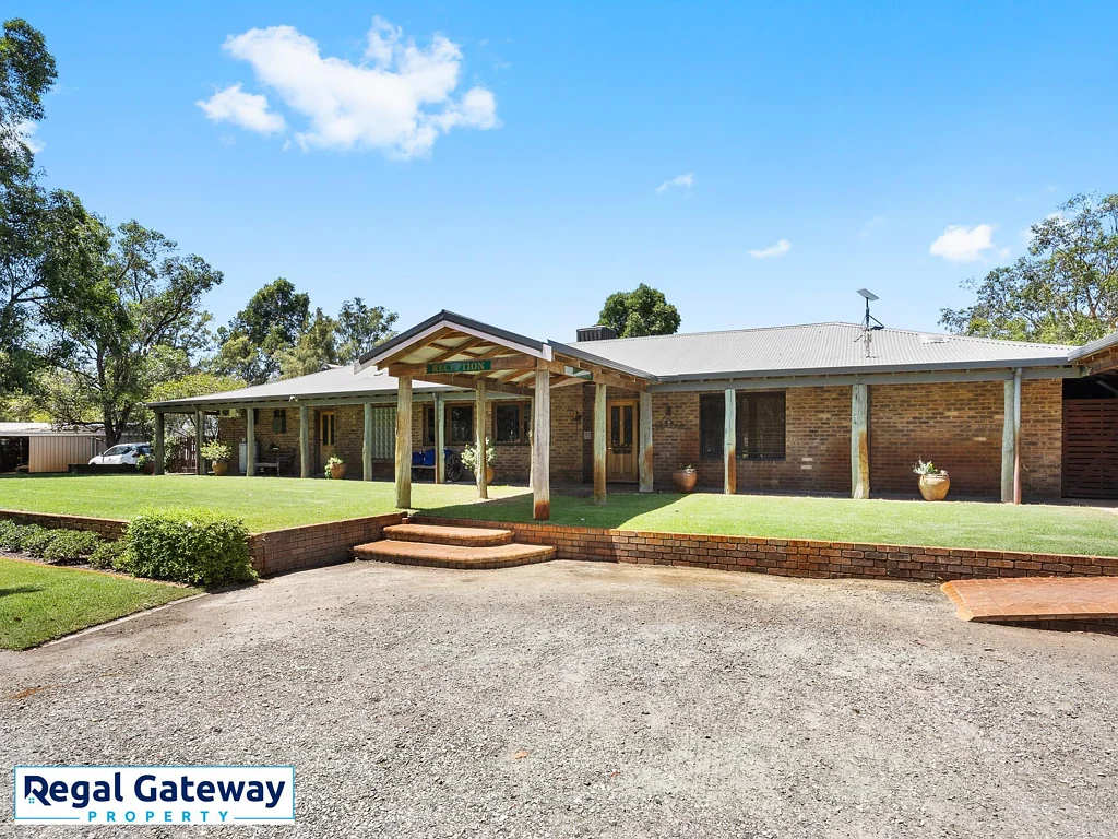 Haynes 8 Bedroom Ideally located tranquil oasis ....