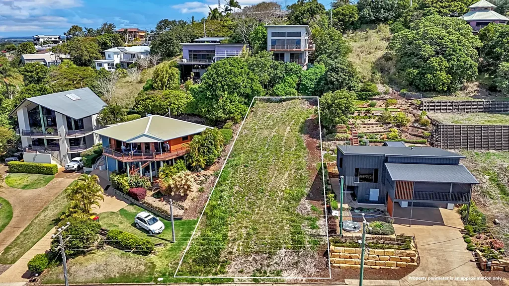 54 Rehbein Avenue, Qunaba, QLD 4670