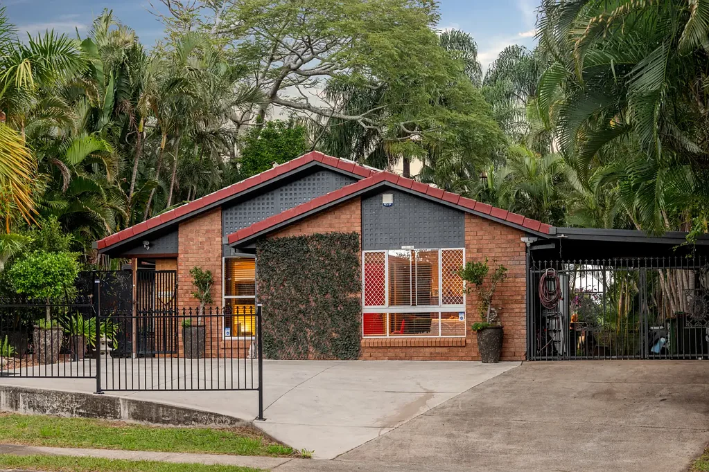 4 Wyena Street, Kallangur, QLD 4503