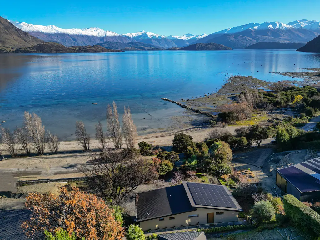 Wanaka 4Kwarto Eco-Luxury Retreat with Unparalleled Lake Views