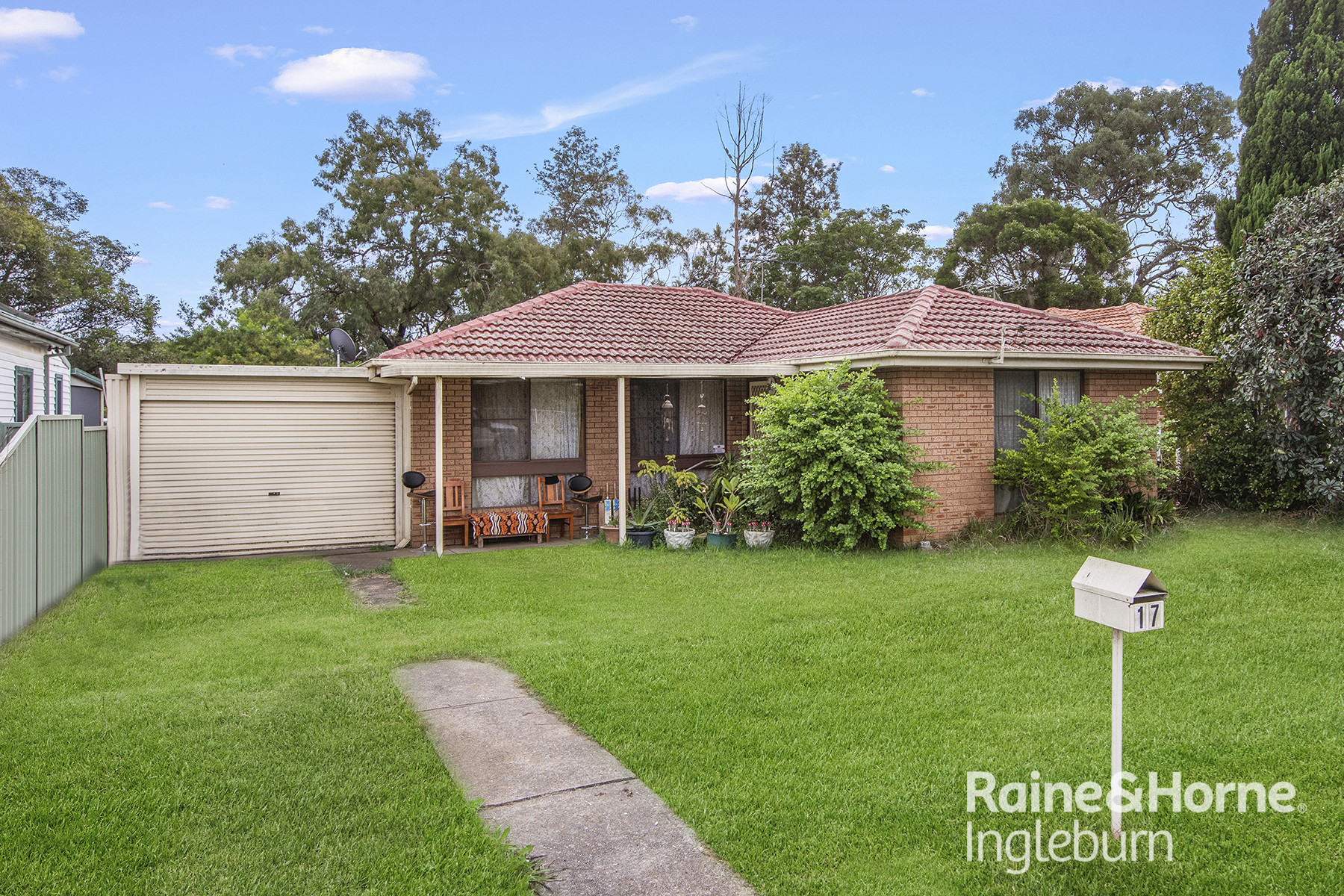 17 CUMBERLAND RD, INGLEBURN NSW 2565, 0 침실, 0 욕실, House