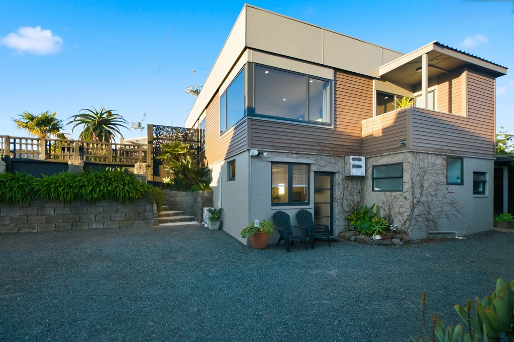 Mount Maunganui 4બેડરૂમ A Home an Income and Mount Lifestyle You'll Love