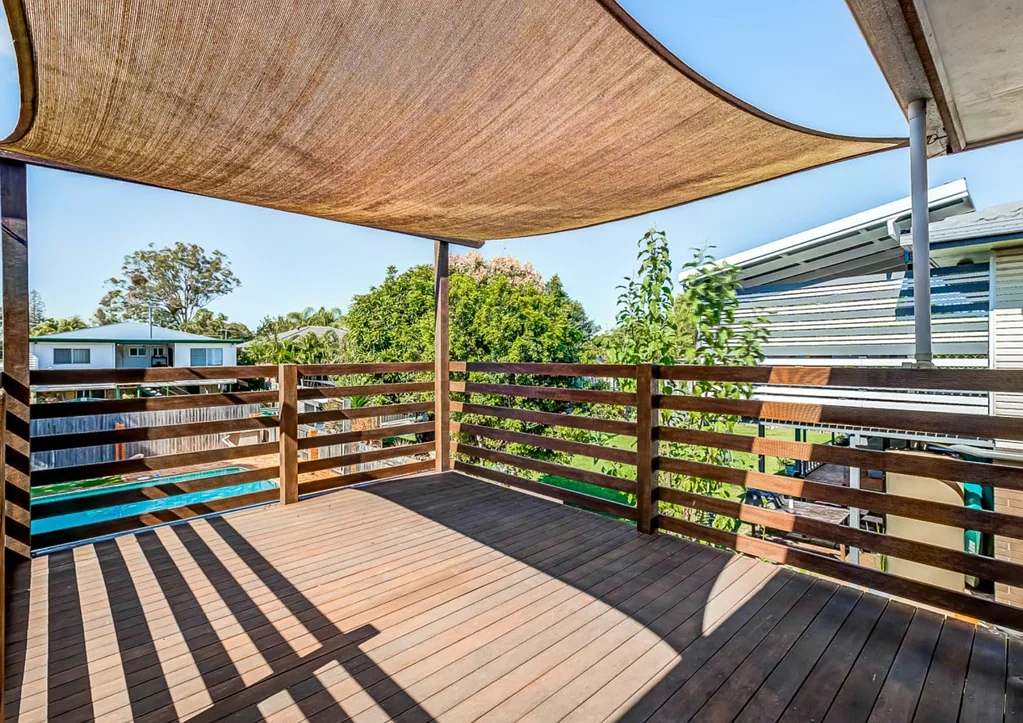 Spacious Family Home with Pool & Entertainer's Deck