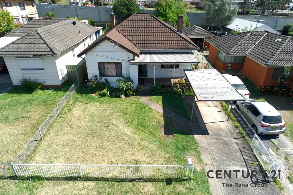 Blacktown 3Habitaciones 3 Bedroom House + Granny Flat (STCA): R4 Zoned Gem with Limitless Potential!