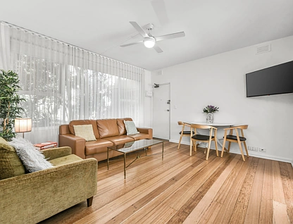 14/800-802 Warrigal Road, Malvern East, Inner East Melbourne, 2 phòng ngủ, 1 phòng tắm, Apartment