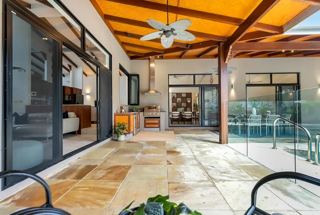 Palm Cove 4બેડરૂમ A Private Tropical Sanctuary in the Heart of Palm