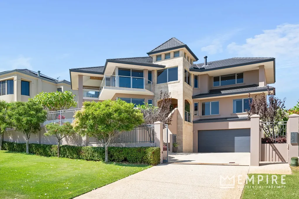 Bicton 5Moenga Riverside Luxury in Exclusive Bicton Location!