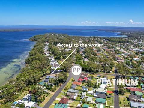 Sanctuary Point 3 Bedroom Immaculate, Low-Maintenance Living with the waters edge just steps away