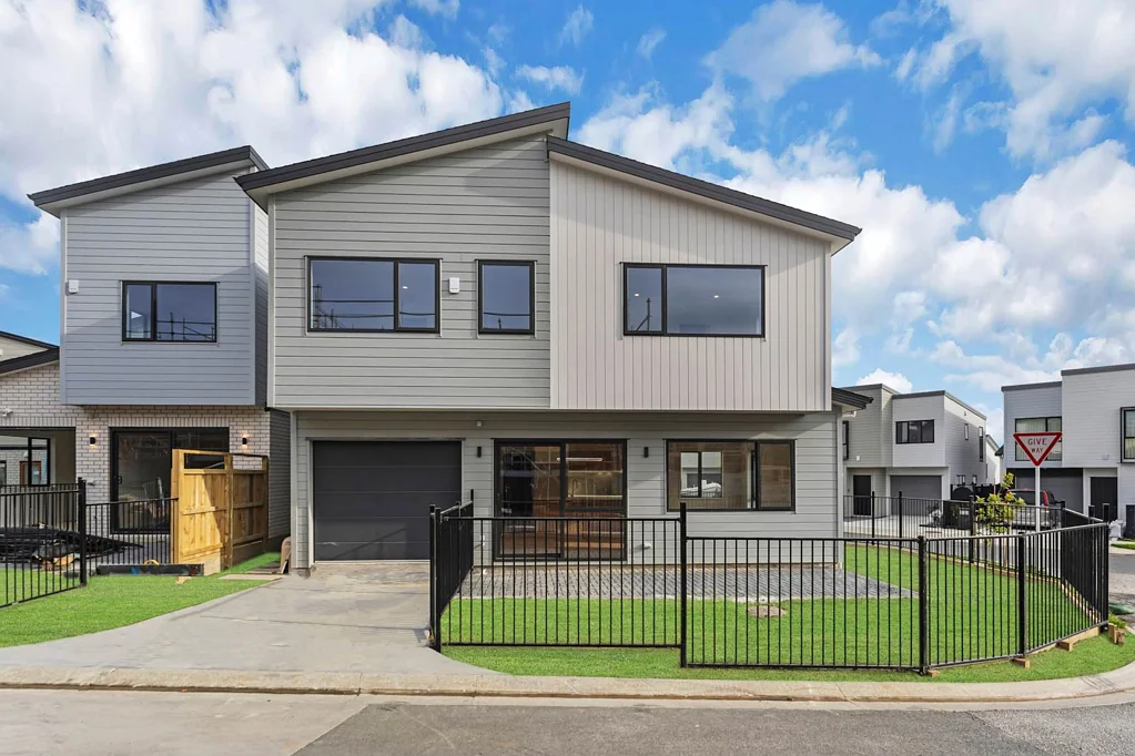 9 Whiteywood Street, Westgate, Waitakere City, Auckland