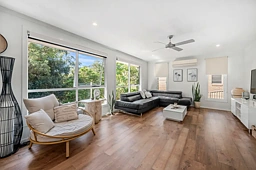 4 Bruce Taylor Circuit, Korora