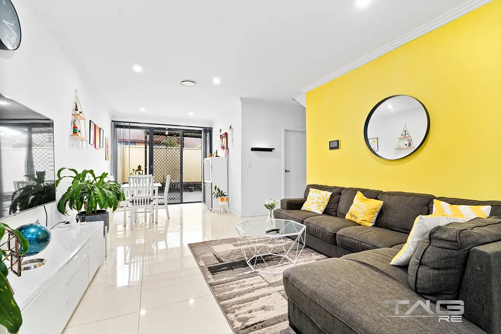 2/8-9 Mildred Street, Wentworthville, NSW 2145