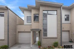 UNIT 11 19 HENDERSON RD, Queanbeyan