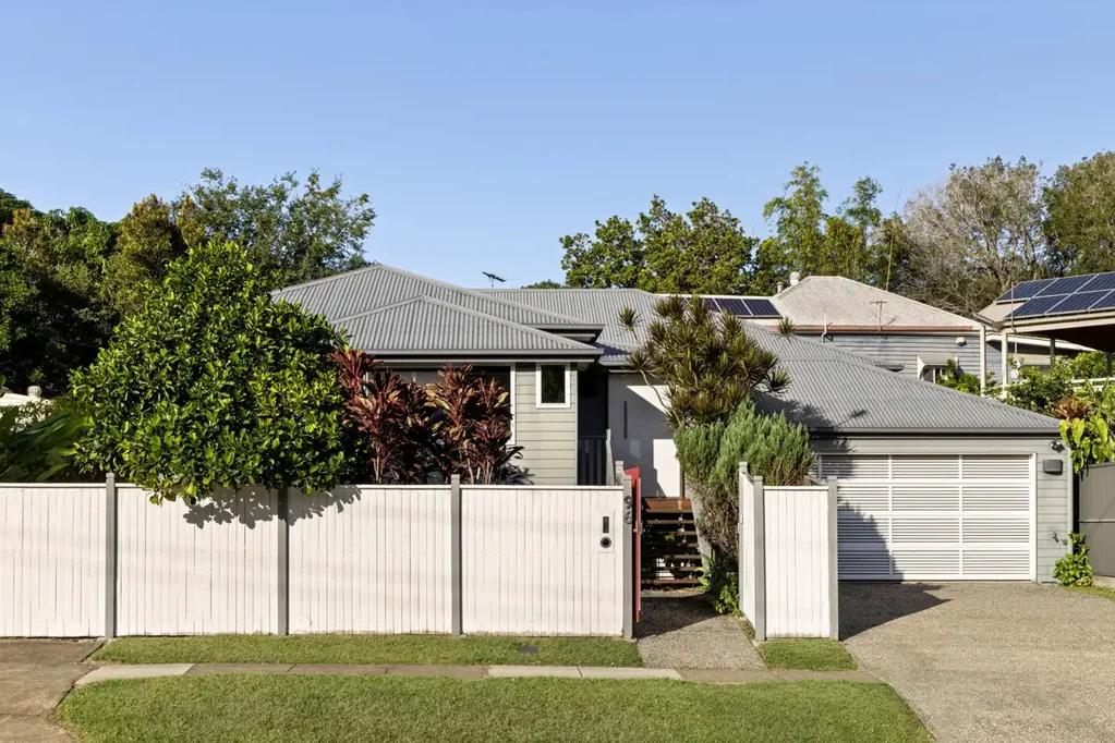 96 Birdwood Road, Holland Park West, QLD 4121