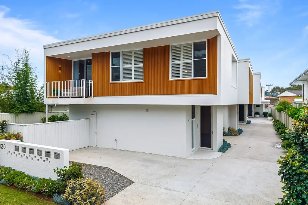 Toowoon Bay 3房  Luxury Coastal Townhouse - Steps to Toowoon Bay & North Shelly Beach