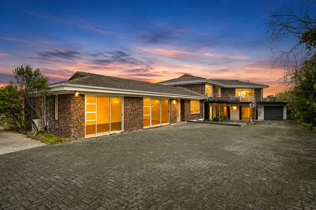 Glendene 5房  Flexible Family Living with Income Potential