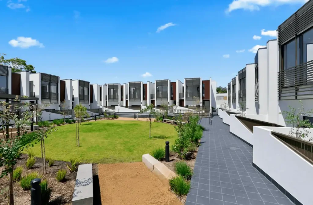 Modern 3-Bedroom Townhouse in Woolooware