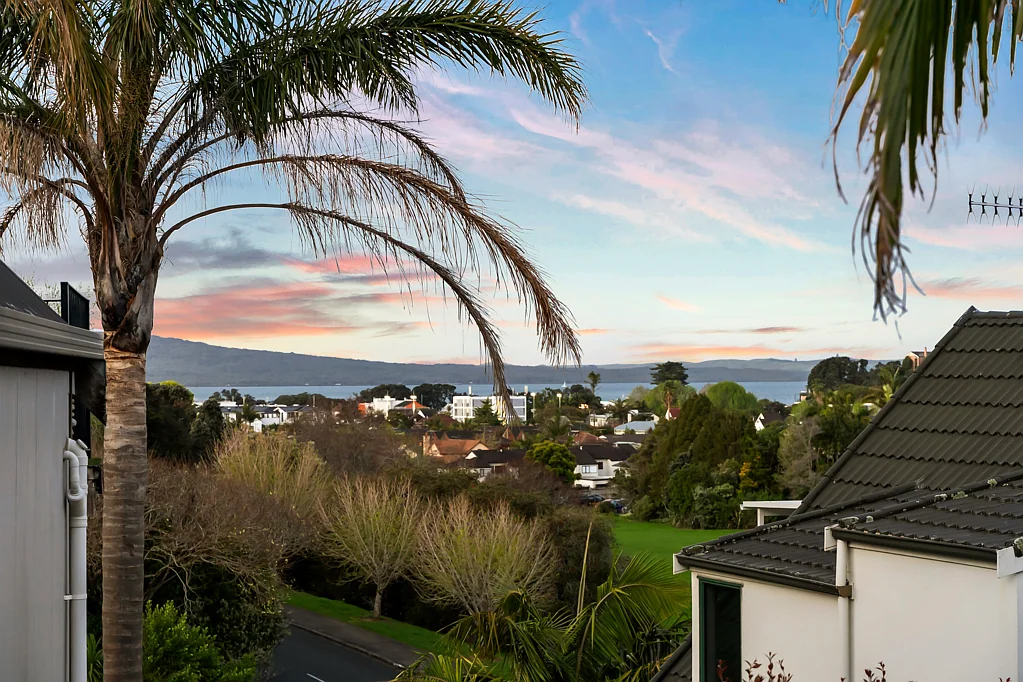 Orakei 3chambre LOVELY LOCKWOOD ORAKEI HOME WITH VIEWS