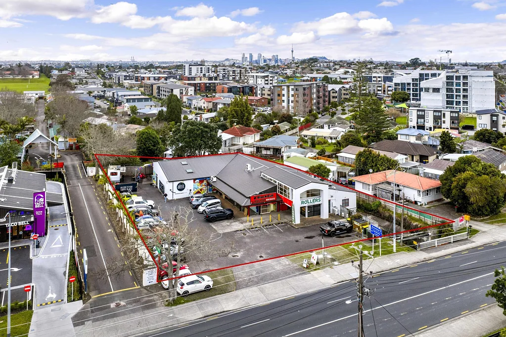 Northcote Six (6) year plus lease/2000sqm plus land