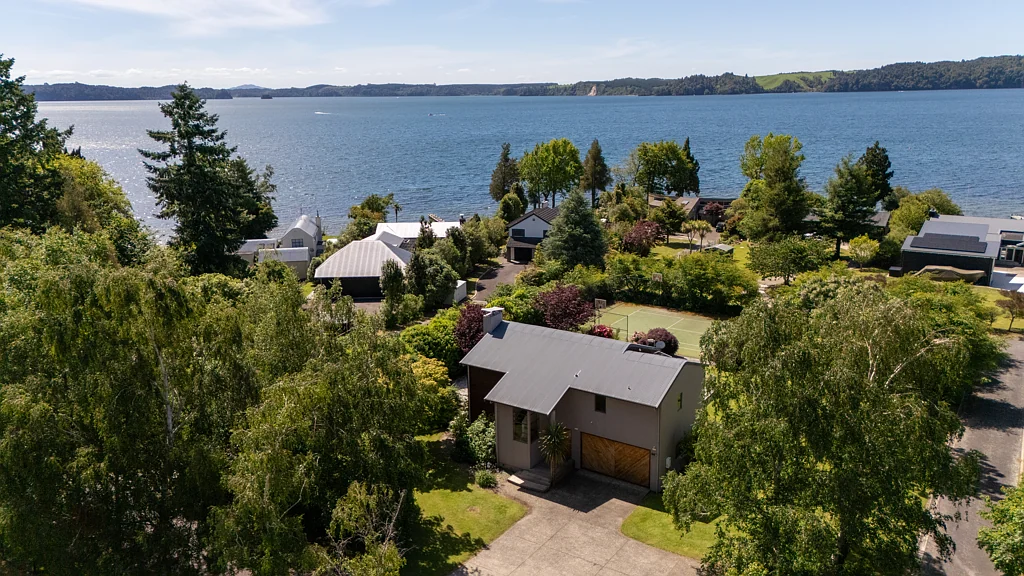 Rotoiti Forest 4Habitaciones Endless Lake Holiday Vibes at Lake Rotoiti