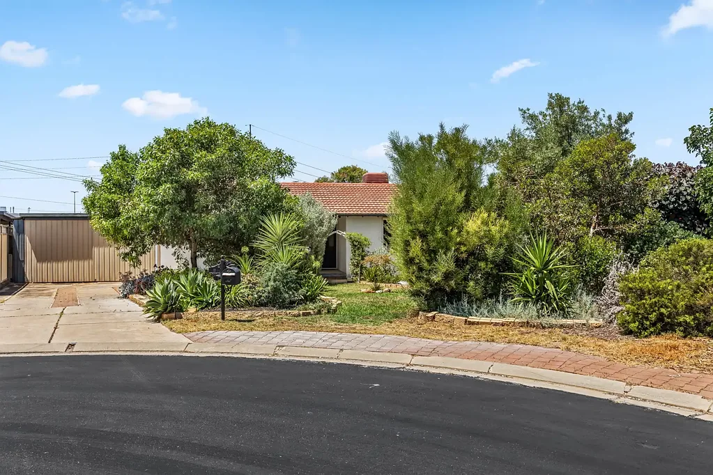8 Anderson Close, North Haven, SA 5018