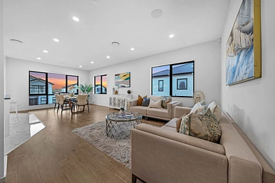 Karaka 7Zimmer Masterful Design, Commanding Corner Section & ...