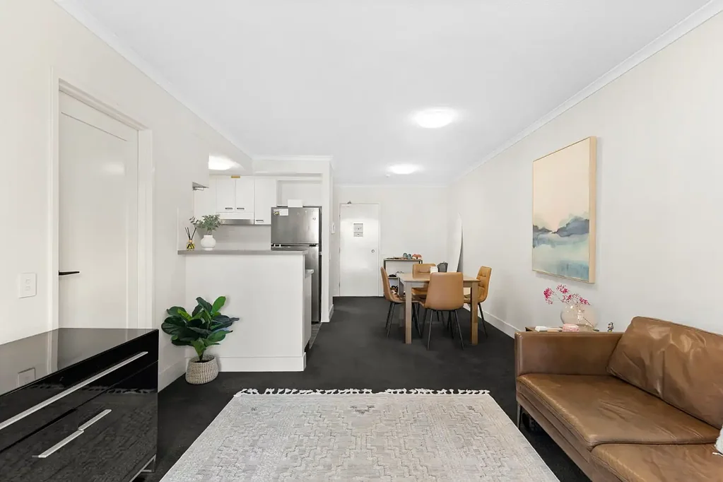 Broadbeach 1બેડરૂમ Open Home Cancelled
Prime Location