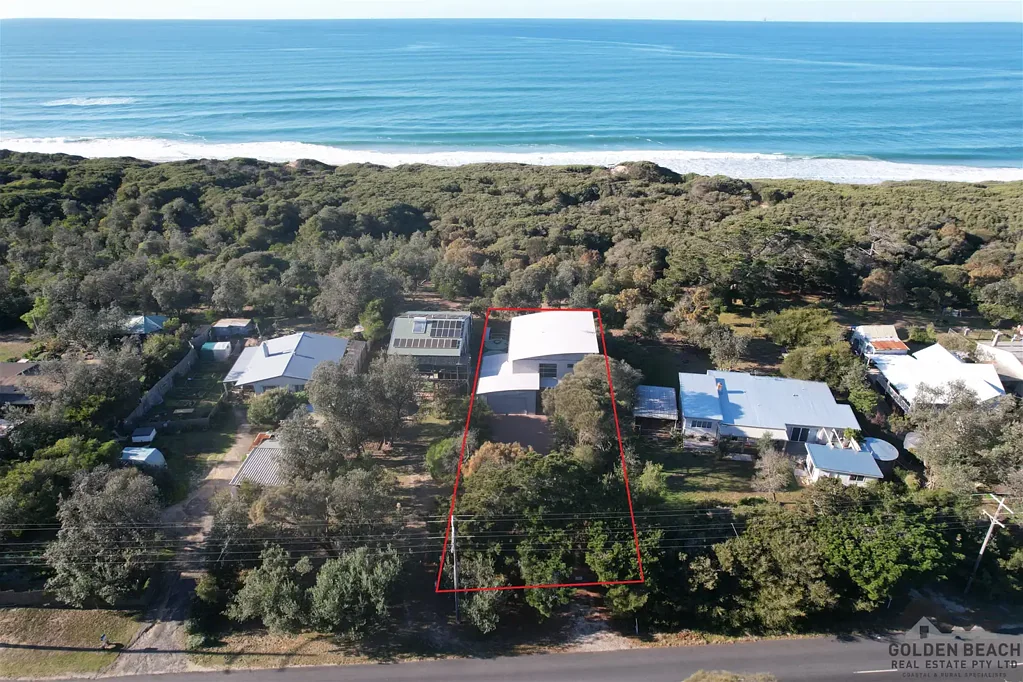 Paradise Beach 4 Bedroom Make a Sea Change Today! 100 mts to the water!