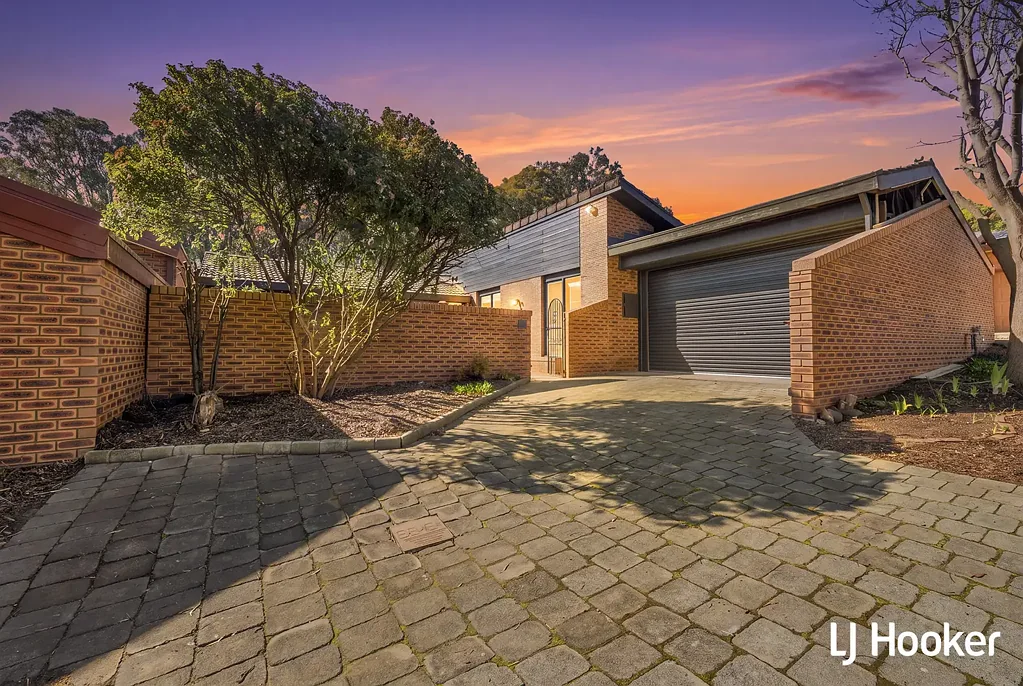Cook 3 Bedroom A Home that Feels Instantly Welcoming