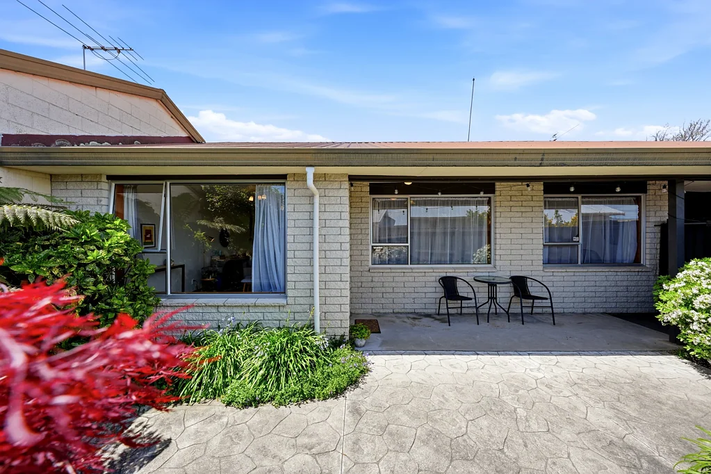 Edgeware 2 Bedroom Spacious City Fringe Living