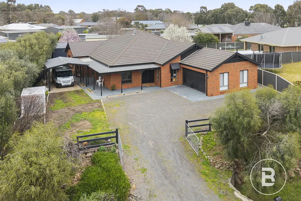 Carisbrook 4房  Space to Live, Entertain & Enjoy