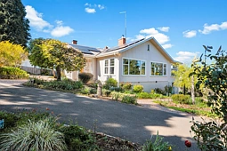 9 East Church Street, Deloraine