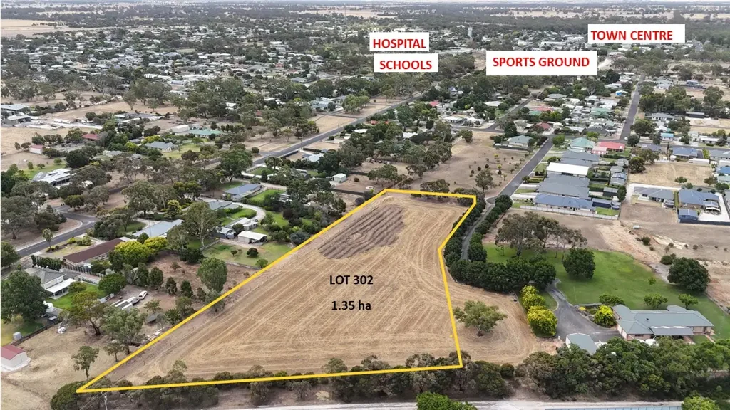 Bordertown 1房  Acreage in Town